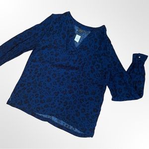 🔥BOGO FREE: Cheetah print blouse NWT